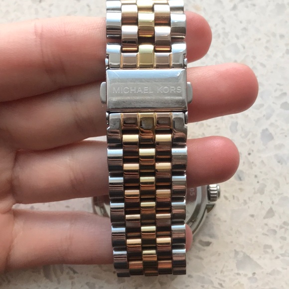 Michael Kors watch silver, gold, and rose gold - Picture 3 of 4